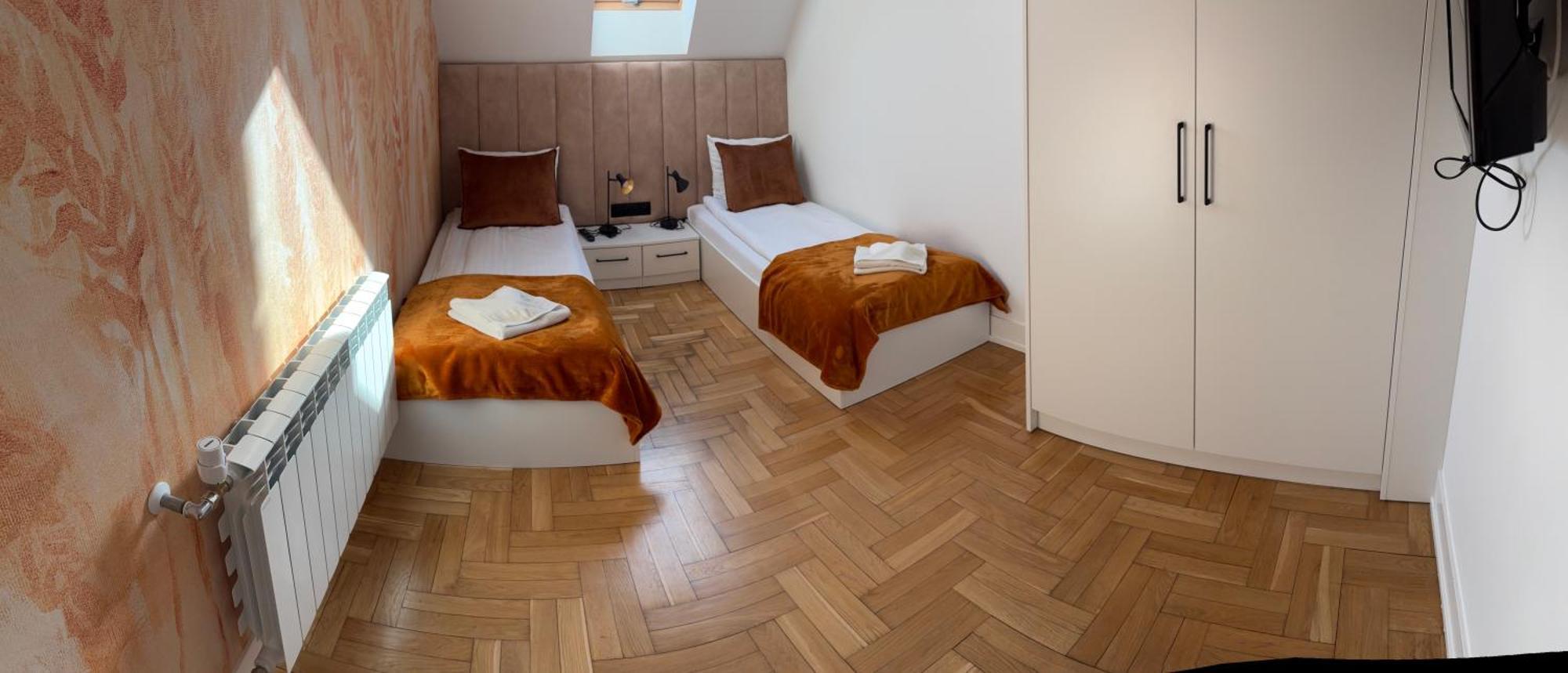 Lesny Dworek Gronkow Exterior photo